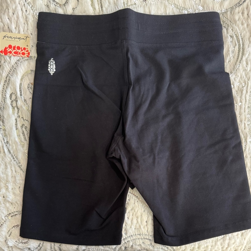 NWT fp movement So Simple Bike Shorts by free people - Picture 6 of 6